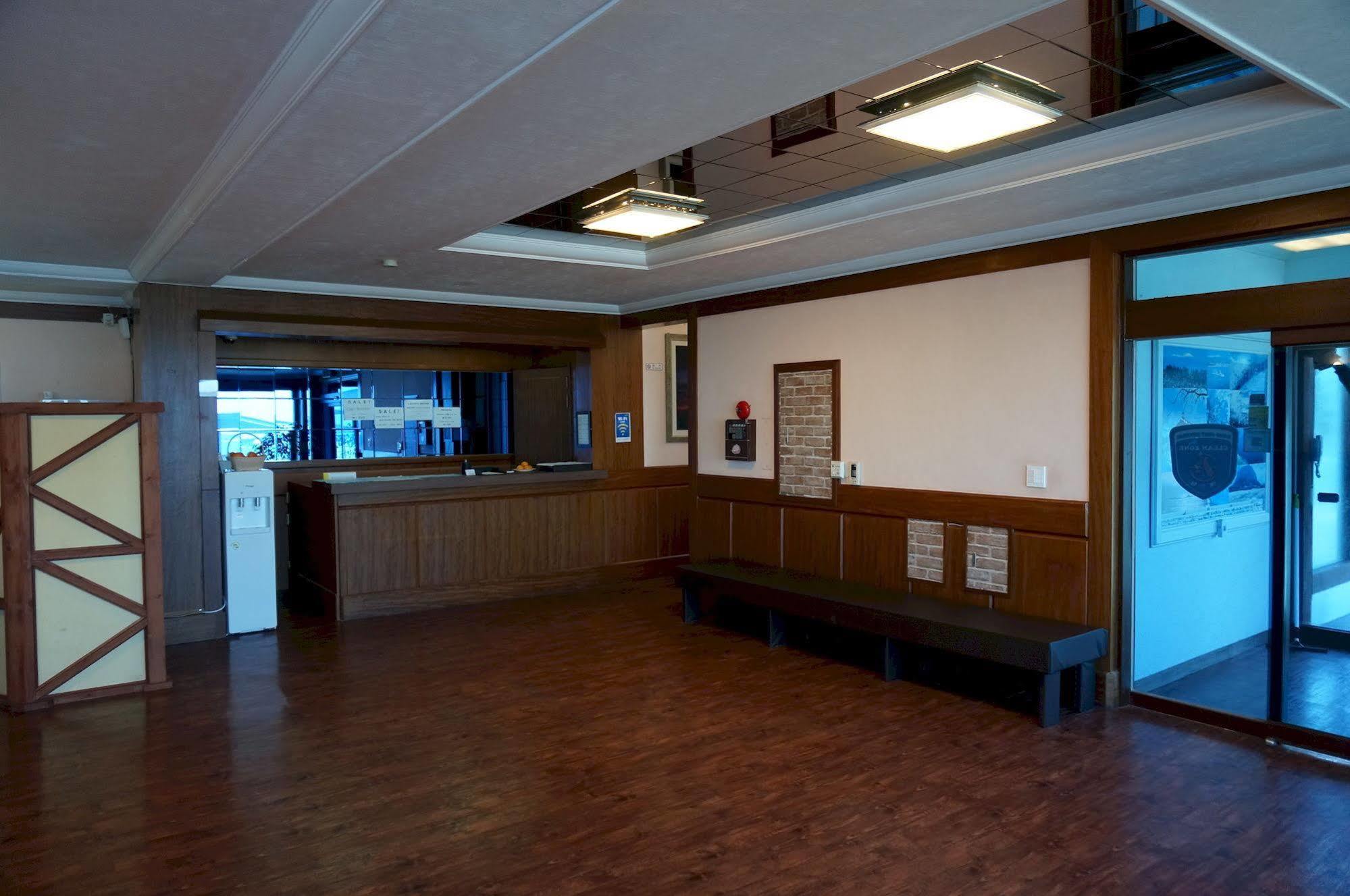 Park Beach Hotel 済州市 エクステリア 写真