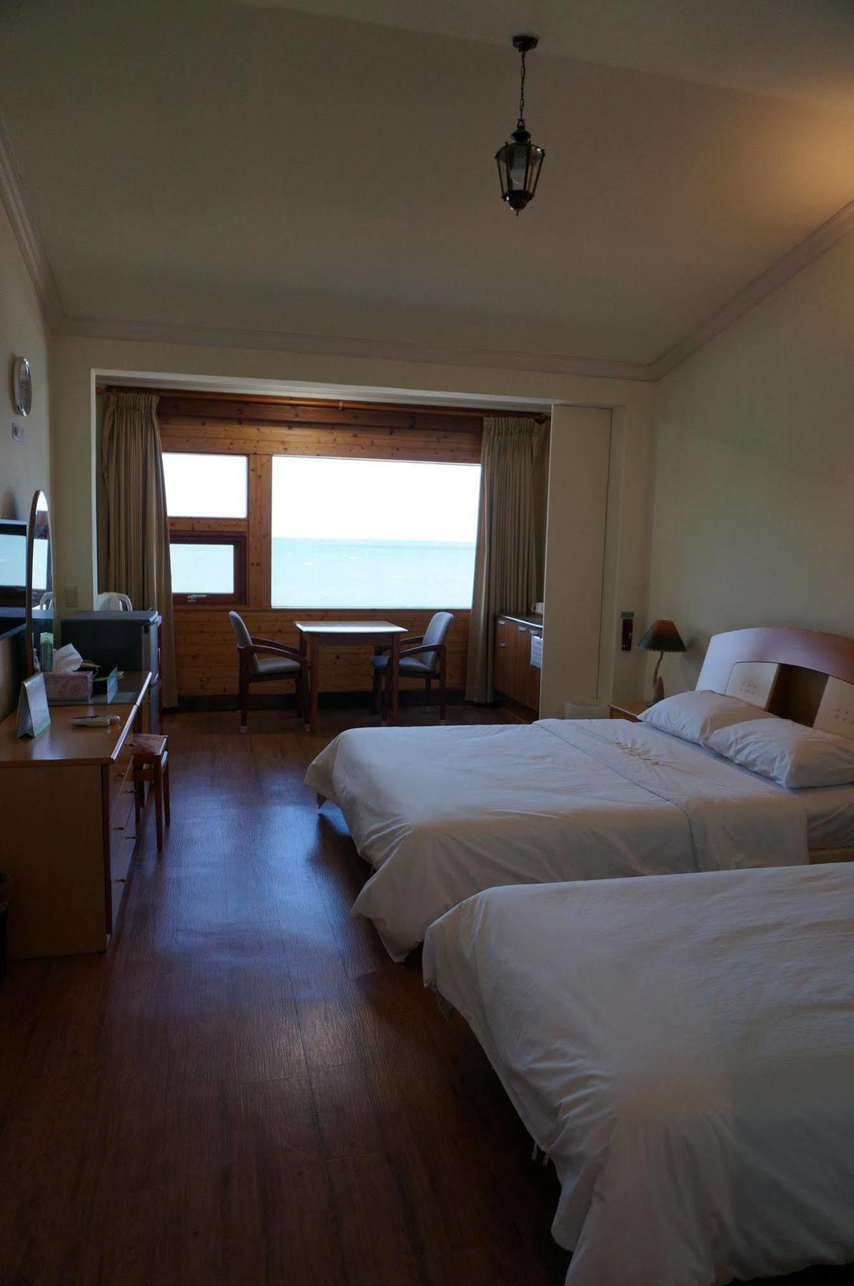Park Beach Hotel 済州市 エクステリア 写真
